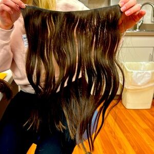 Almost new tape in real human hair extensions